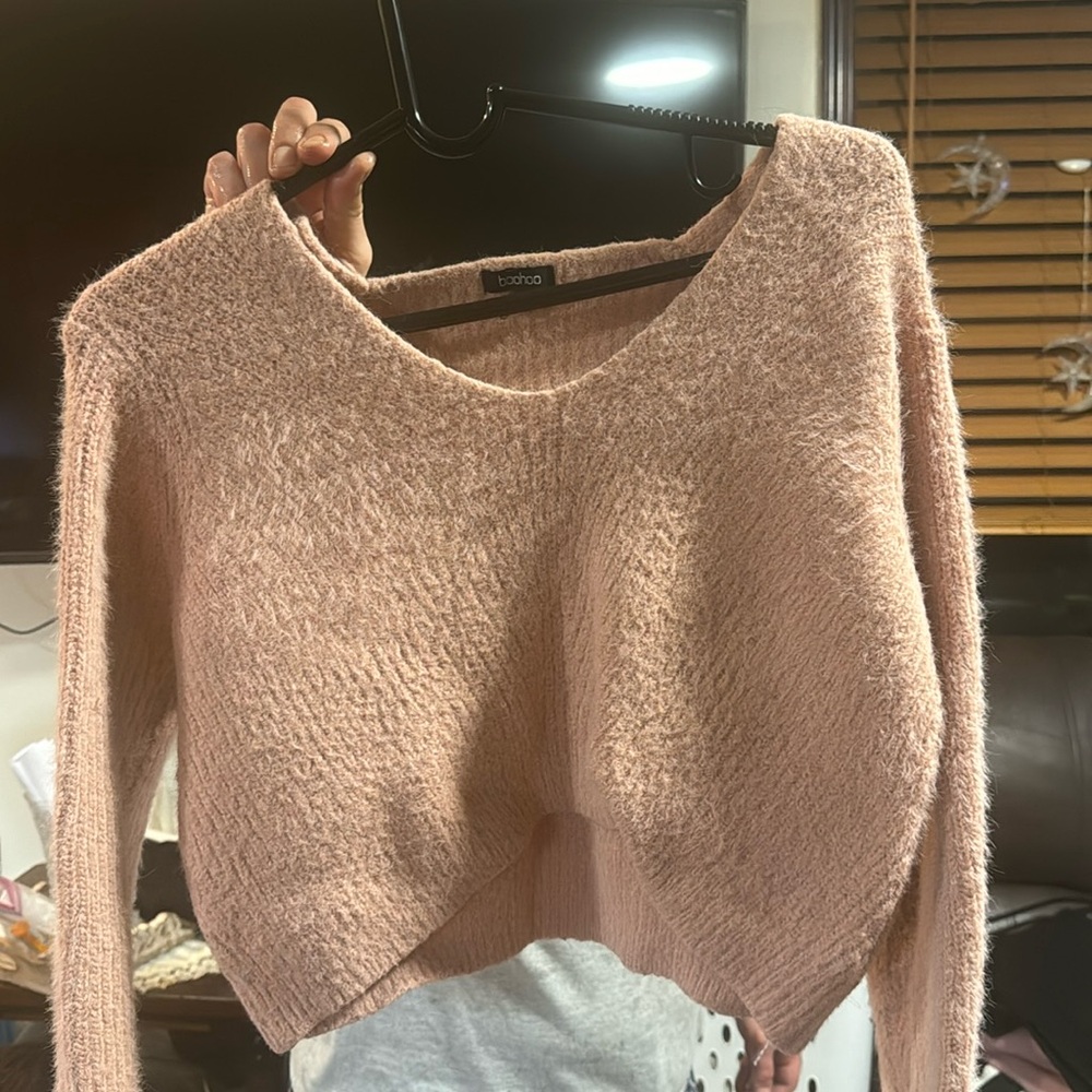Boohoo pink sweater